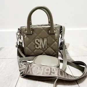 【Steve Madden】パールが可愛いクロスボディ ミニバッグ Steve Madden】パールが可愛いクロスボディ ミニバッグ (Steve